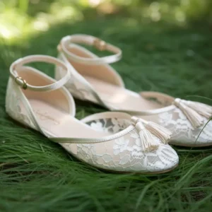 Graceful Lace Ivory Flats