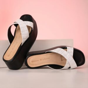 Trendy White Croc-Embossed Platform Slides