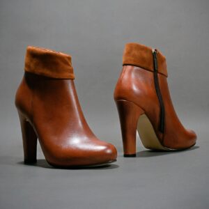 Classic Tan Leather Ankle Boots with Suede Cuff